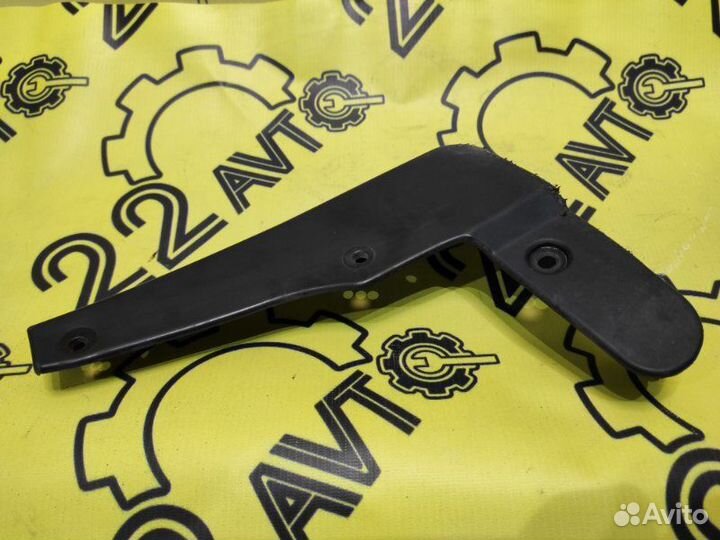 Брызговик передний левый Subaru Legacy BLE EZ30D