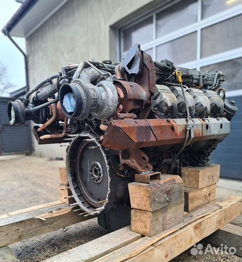 Двигатель Либхер D9508