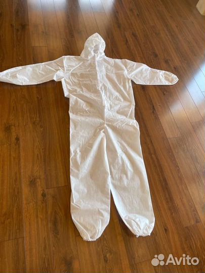 Халаты и комбинезоны одноразовые (Спандбонд)