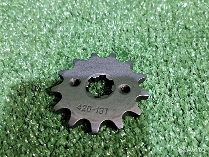 Ведущая звезда на мопед