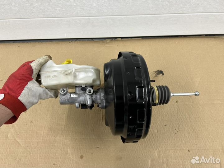Вакуумный усилитель тормозов VW T5 GP T6