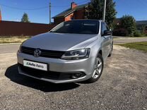 Volkswagen Jetta 1.4 AMT, 2013, 240 000 км, с пробегом, цена 990 000 руб.