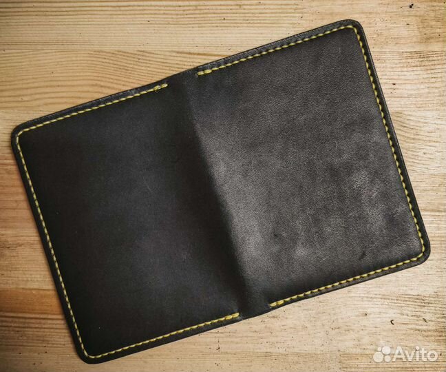 Обложка на паспорт ручной работы