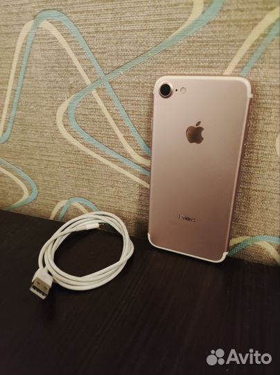 iPhone 7, 32 ГБ