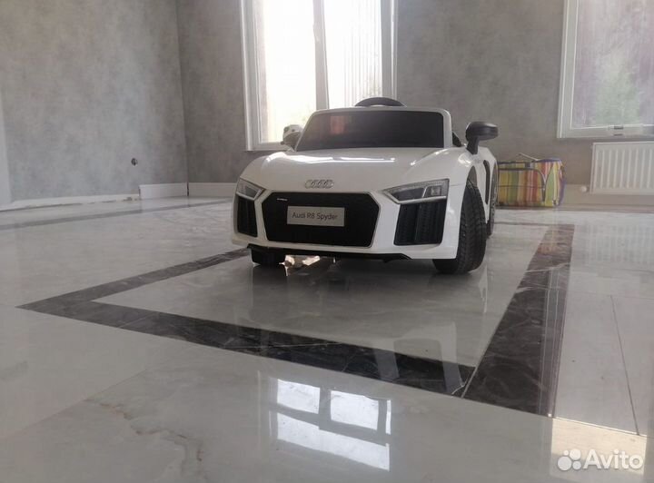 Детский электромобиль бу