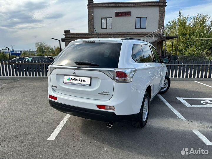 Mitsubishi Outlander 2.4 CVT, 2013, 134 968 км