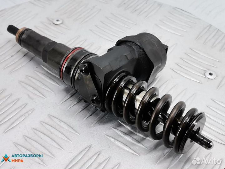 Форсунка Audi A4 B5 рест. 2000 045130073T