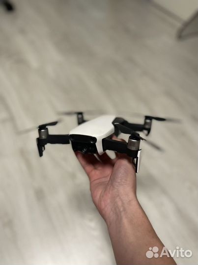 Квадрокоптер dji mavic air combo