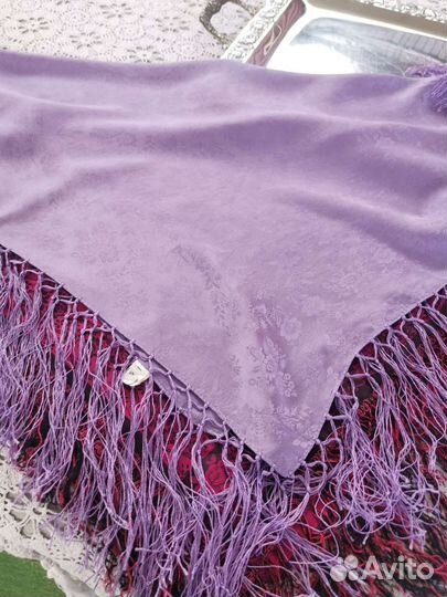 Платок шаль с кистями Шёлк