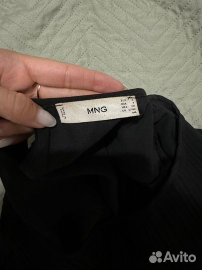 Блузка плиссированная Mango (S)