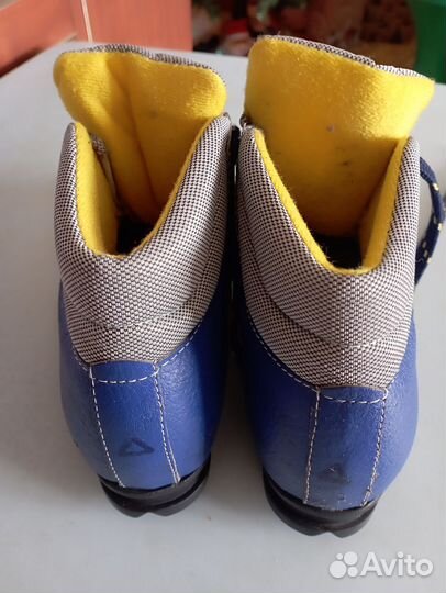 Лыжные ботинки детские 35