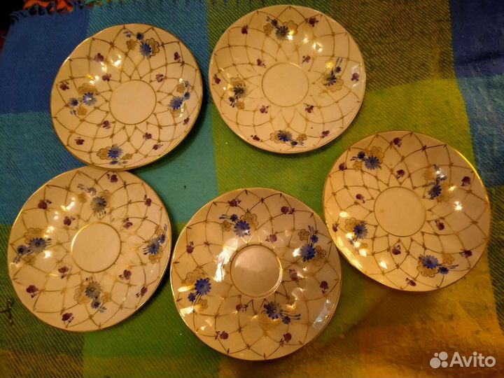 Блюдца фарфор