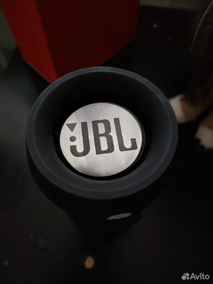 Колонка jbl