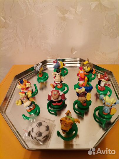 Игрушки из Серии Футбол 2, Киндер