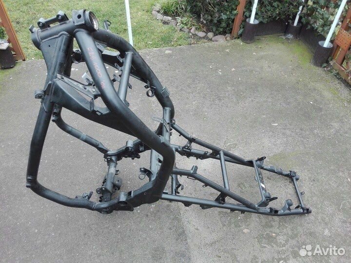 Рама с документами Yamaha FZS 1000 01-05 г fazer