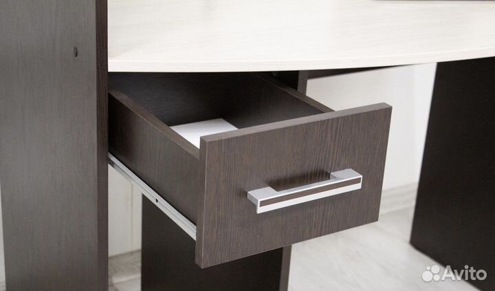 Стол компьютерный Скай