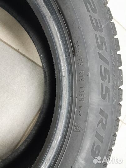 Pirelli Ice Zero FR 235/55 R19 105H