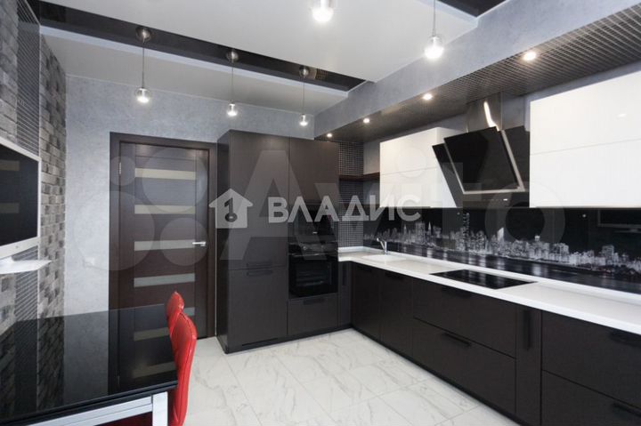 4-к. квартира, 115 м², 5/5 эт.