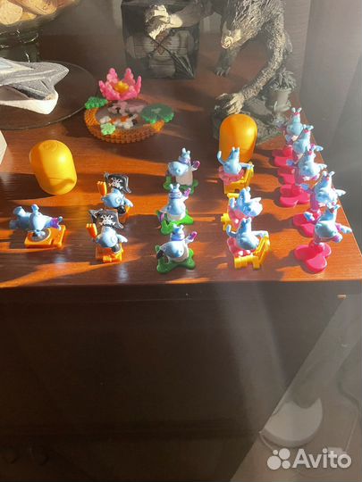 Фигурка бегемот Kinder