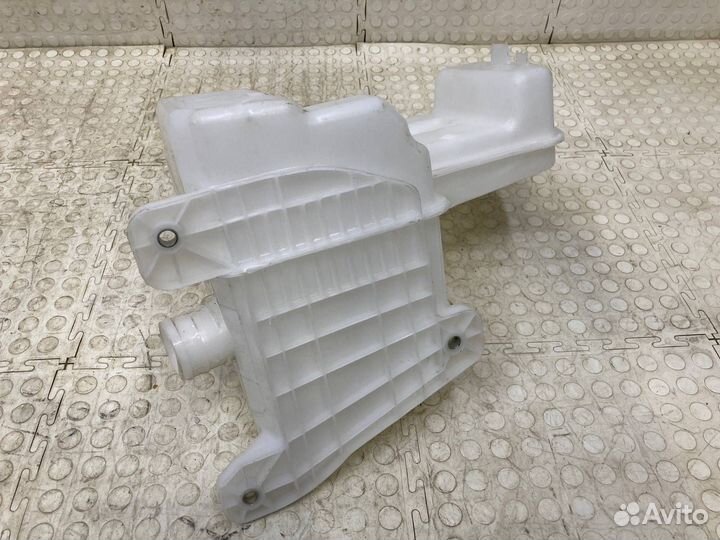 Бачок омывателя Skoda Octavia A7 2012