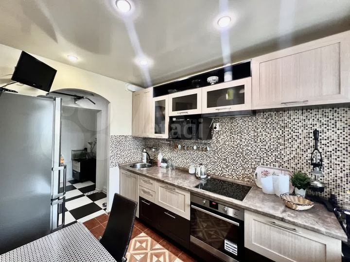 3-к. квартира, 68 м², 2/9 эт.