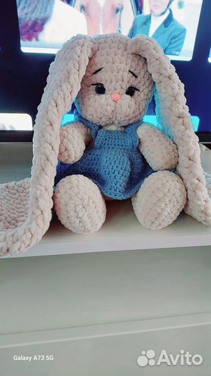 Зайка.Вязаная игрушка