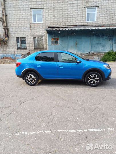 Renault Logan Stepway 1.6 AT, 2021, 44 000 км