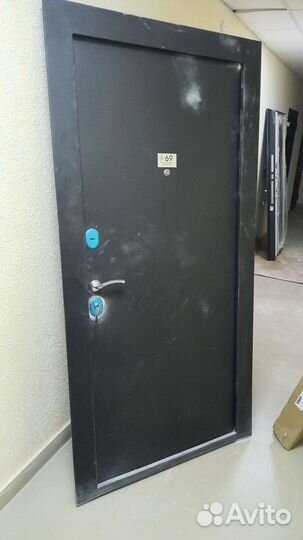 Двери входные металлические 96 б.у