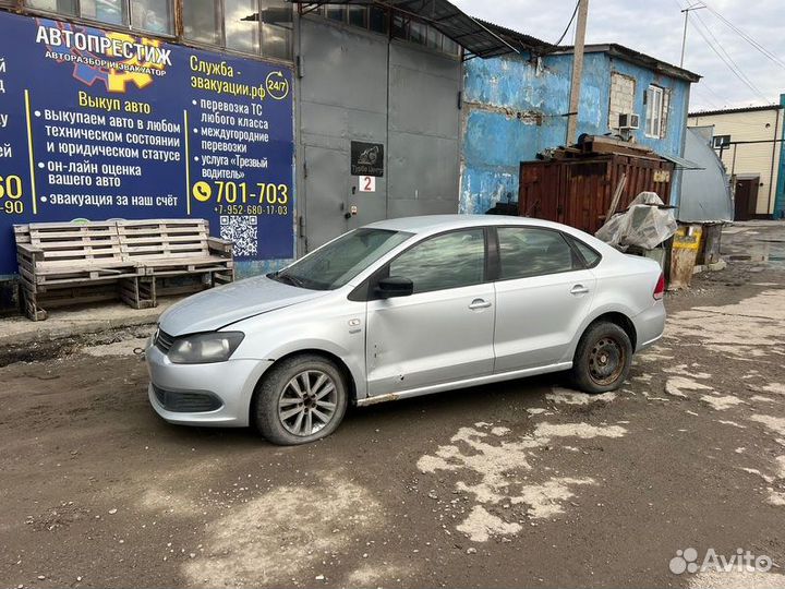 Кронштейн Volkswagen Polo седан 2013