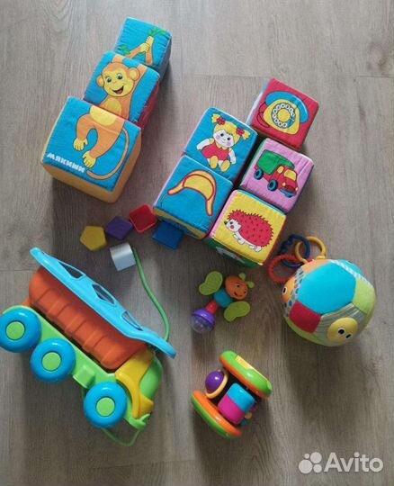 Детские развивающие игрушки пакетом