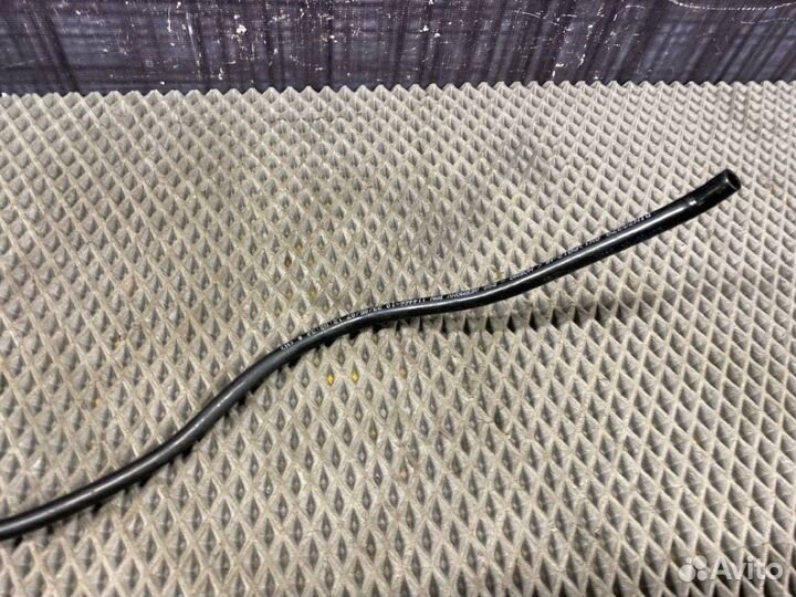 Шланг вентиляции Bmw X5 E70 N62 2007