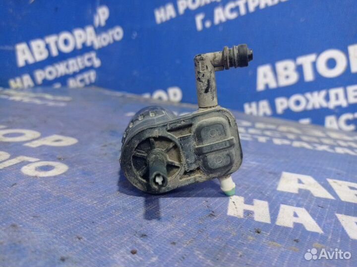 Моторчик омывателя лобового стекла Opel Corsa D