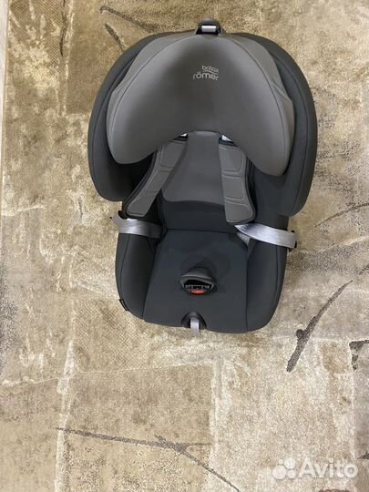 Детское автомобильное кресло