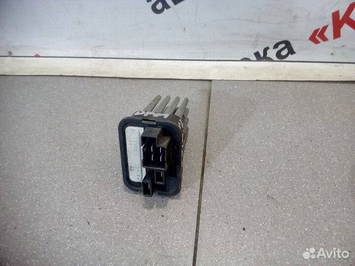 Моторчик резистор отопителя Opel