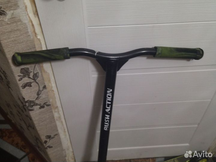 Трюковой самокат Rush Action