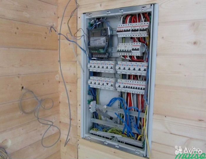 Услуги электрика, перенос розеток, штробление