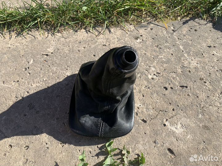 Кожаный чехол кулисы МКПП Ауди А6 С5