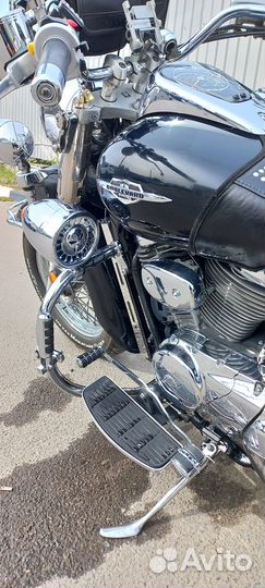 Suzuki Boulevard C50