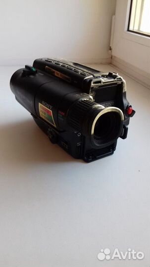 Видеокамера кассетная sony handycam CCD-TR440E 8мм