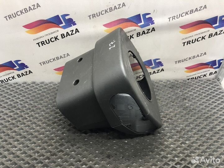 82225570 Кожух рулевой колонки верхний Volvo FH