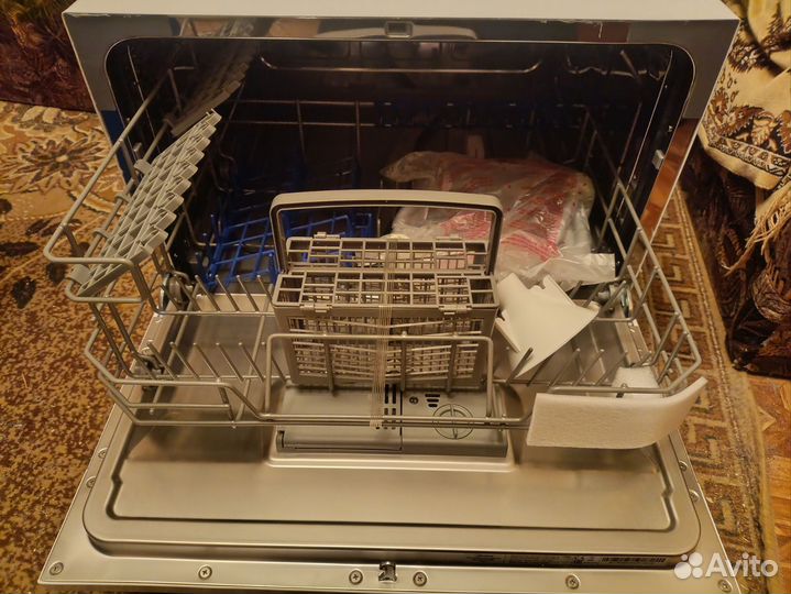 Посудомоечная машина Midea mcfd 55320 W