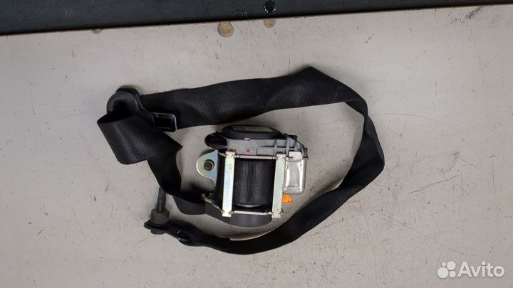 Ремень безопасности правый передний Mercedes B W245, 2009