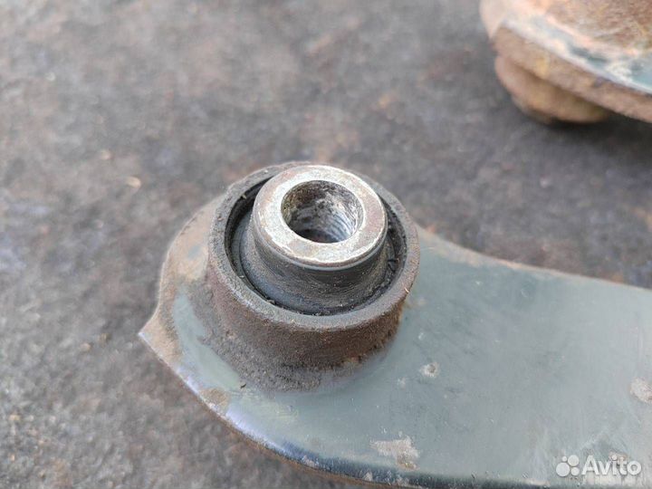 Рычаг задний Mitsubishi ASX GA1W 2012 MN184100