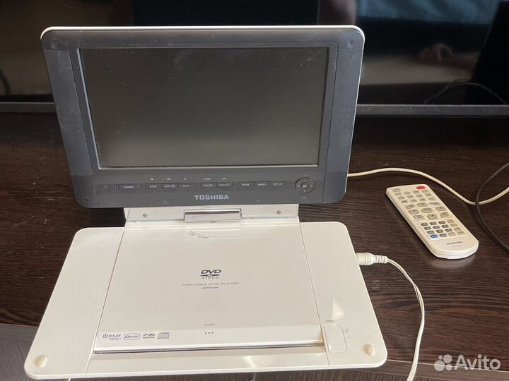 Портативный dvd плеер Toshiba sdp93twr с TV