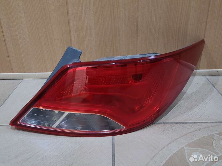 Фонарь задний правый Hyundai Solaris рестайлинг