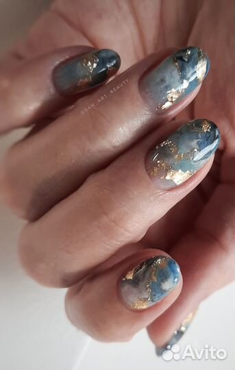 Наращивание ногтей