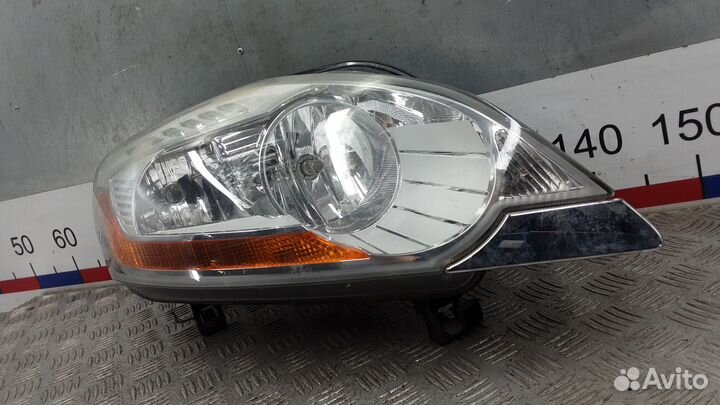 Фара Ford Kuga (2008-2012)