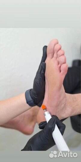 Подолог(педикюр)