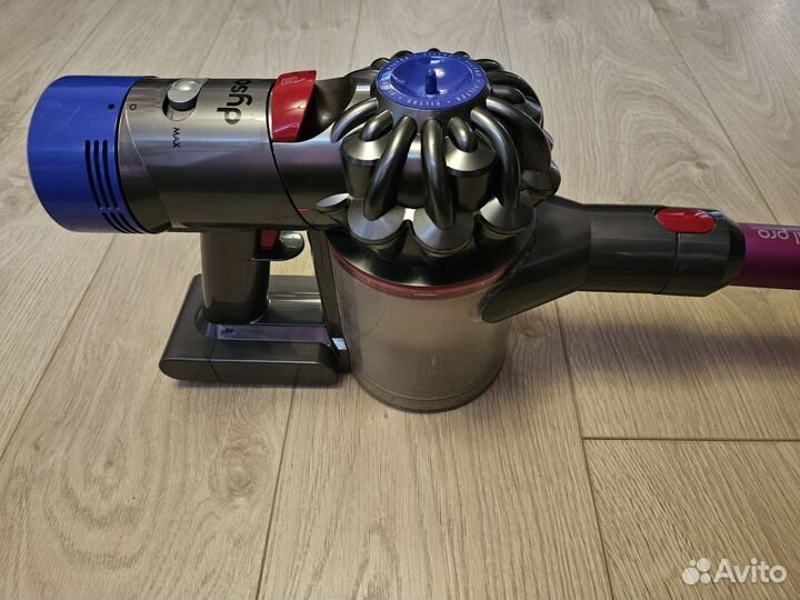 Пылесос Dyson 7