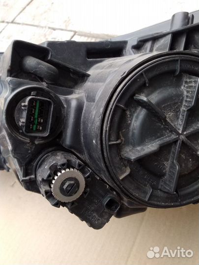 Kia Rio 3 фара оригинал